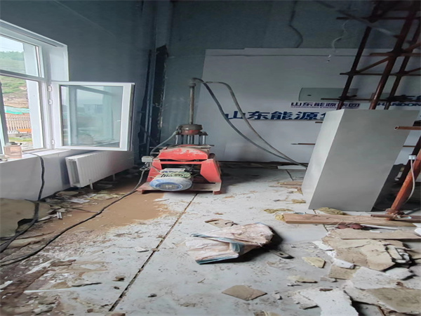 平阴地基基础下沉墙体裂缝加固注浆顶升施工